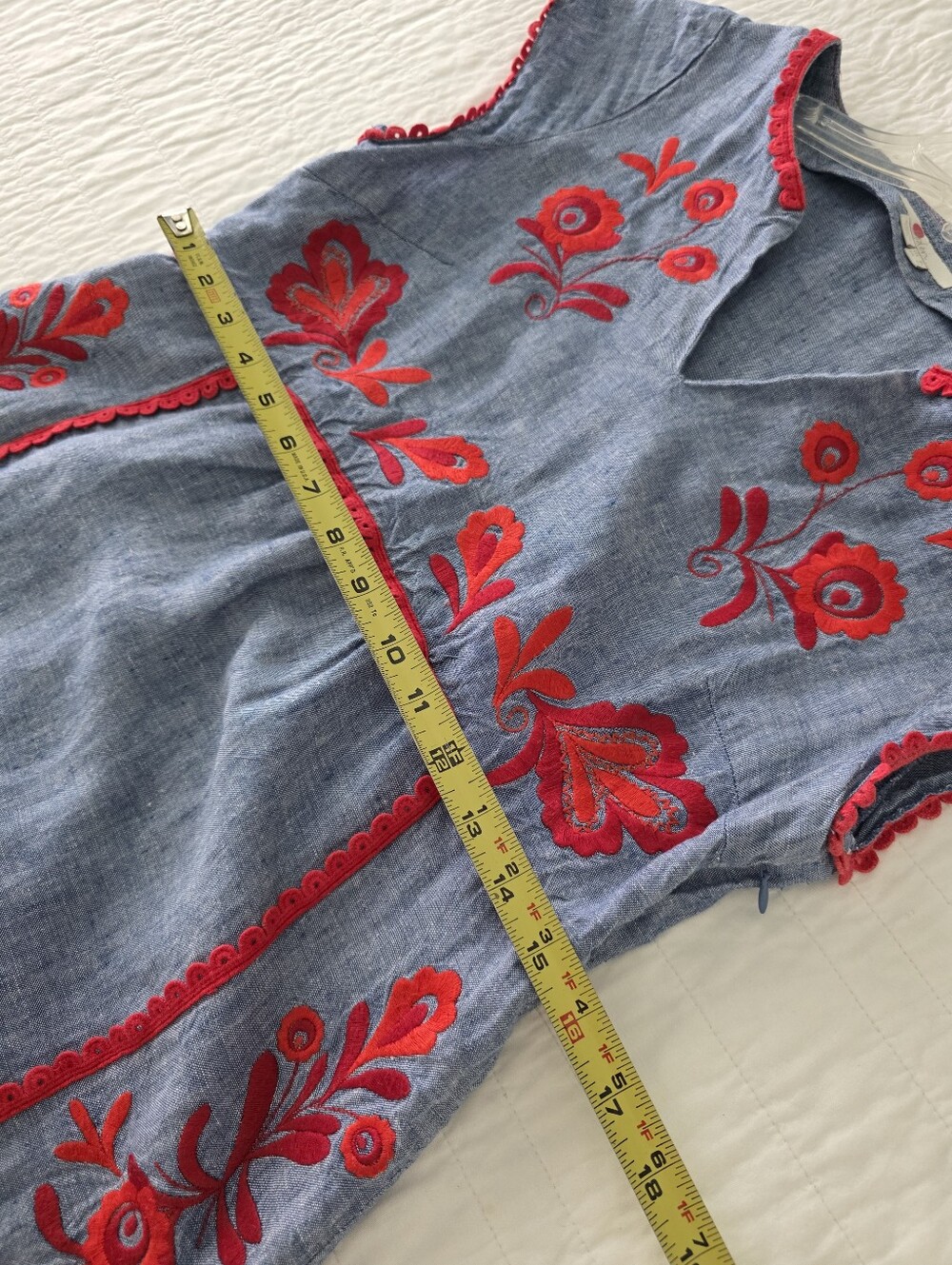 Boden Chambrey Linen Blue Embroidered Shift Dress with Red Floral Accents US 4 - Picture 8 of 16